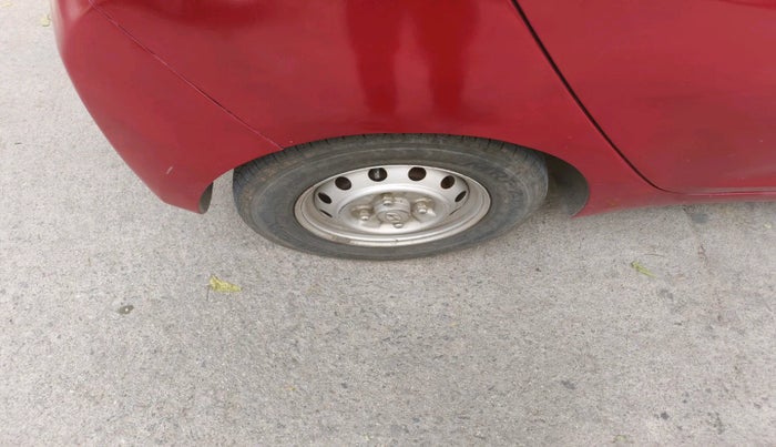 2012 Hyundai Eon ERA, Petrol, Manual, 53,290 km, tyre