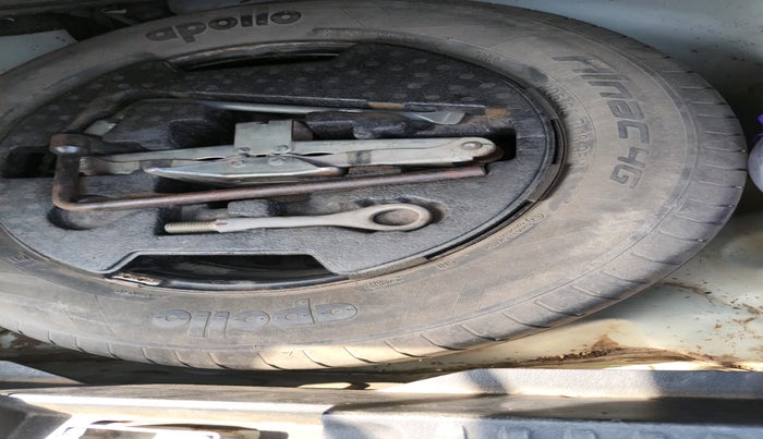 2018 Maruti Vitara Brezza ZDI PLUS AMT, Diesel, Automatic, 86,986 km, tyre