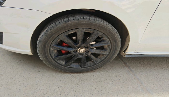 2020 Skoda Rapid STYLE TSI, Petrol, Manual, 82,764 km, tyre