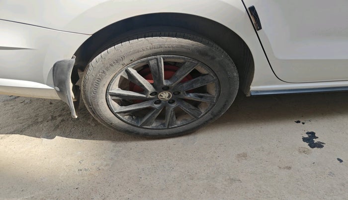 2020 Skoda Rapid STYLE TSI, Petrol, Manual, 82,764 km, tyre