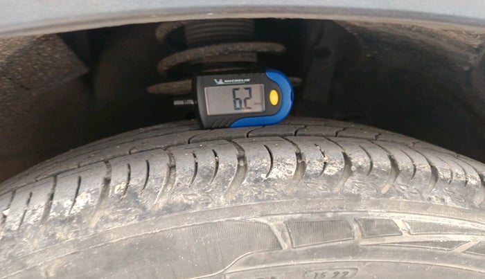 2022 Maruti XL6 ALPHA AT, Petrol, Automatic, 53,659 km, tyre