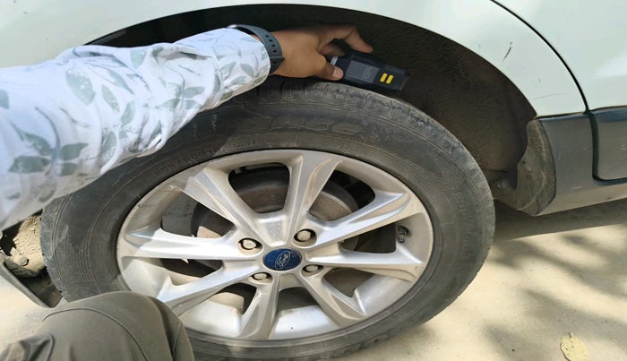 2018 Ford Ecosport TITANIUM 1.5L DIESEL, Diesel, Manual, 10,06,500 km, tyre