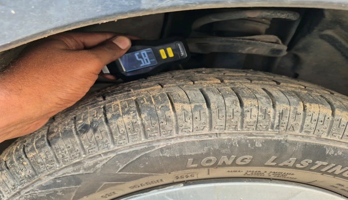 2020 Tata Tiago XT PETROL, Petrol, Manual, 1,06,437 km, tyre