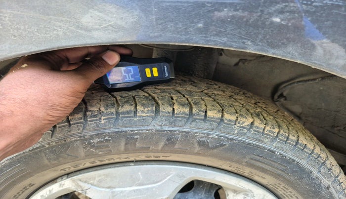 2020 Tata Tiago XT PETROL, Petrol, Manual, 1,06,437 km, tyre