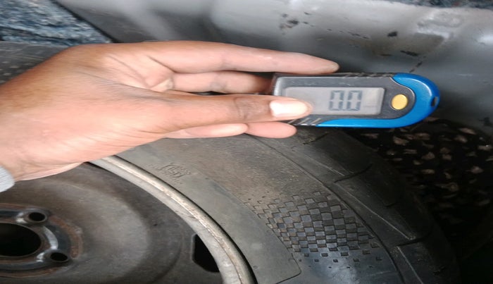 2021 Nissan MAGNITE XE, Petrol, Manual, 91,959 km, tyre