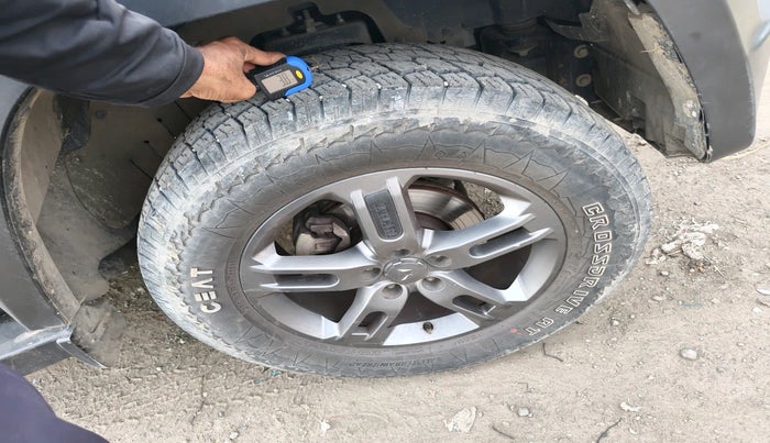 2023 Mahindra Thar LX D AT 4WD HT, Diesel, Automatic, 36,269 km, tyre