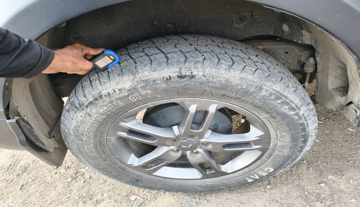 2023 Mahindra Thar LX D AT 4WD HT, Diesel, Automatic, 36,269 km, tyre