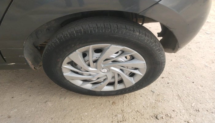 2012 Tata Indica Vista VX QUADRAJET, Diesel, Manual, 91,944 km, tyre