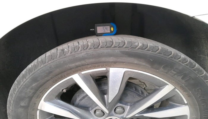 2023 Skoda SLAVIA STYLE 1.5L TSI DSG, Petrol, Automatic, 28,162 km, tyre