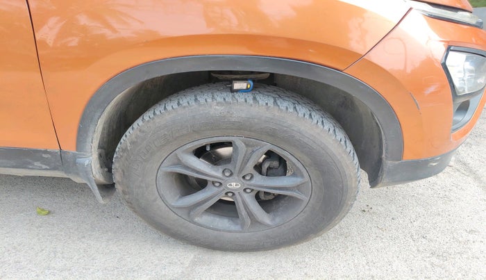 2019 Tata Harrier XZ 2.0L, Diesel, Manual, 1,06,818 km, tyre