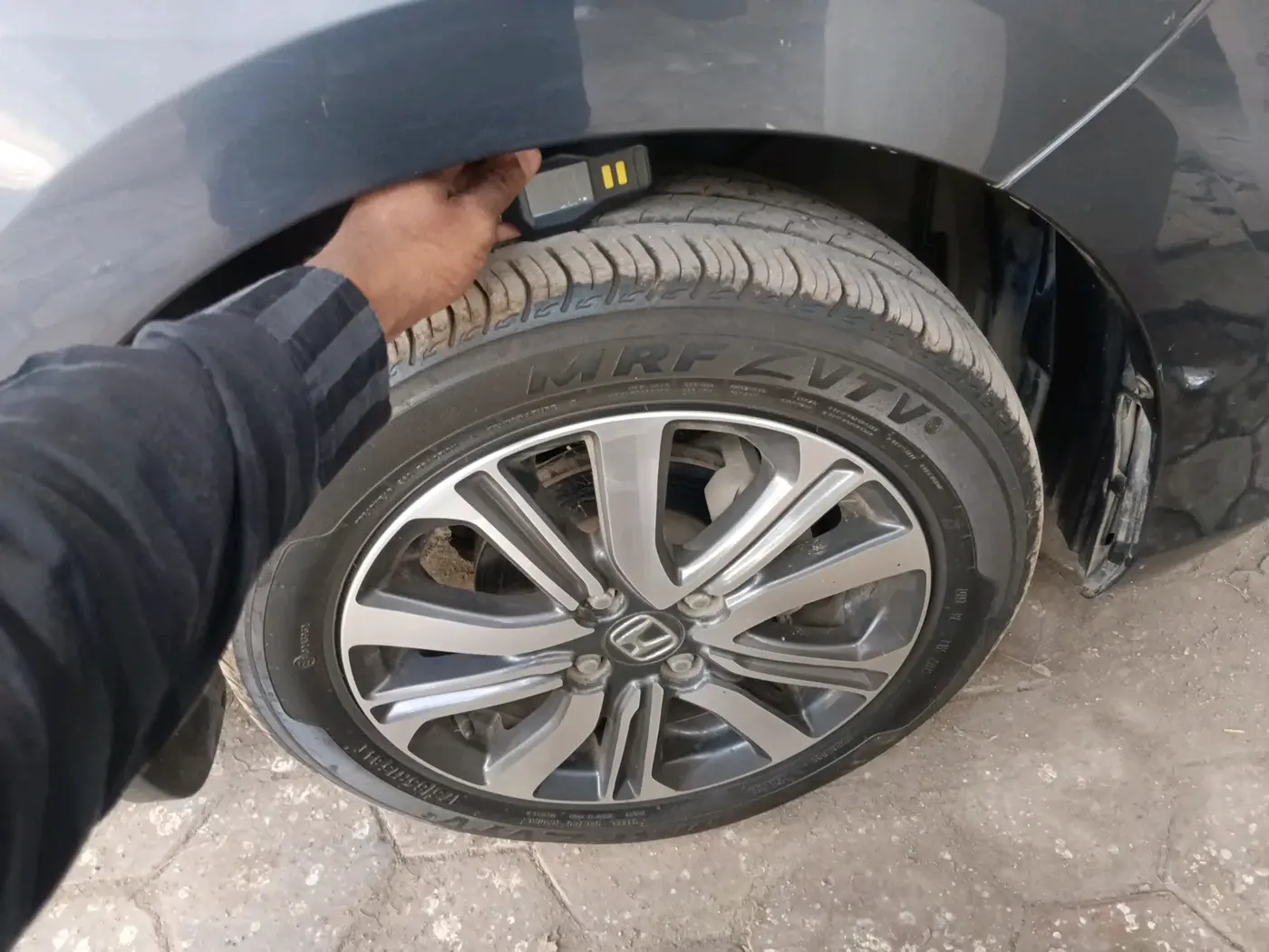 2021 Honda Amaze 1.2L I-VTEC VX, Petrol, Manual, 20,938 km, tyre