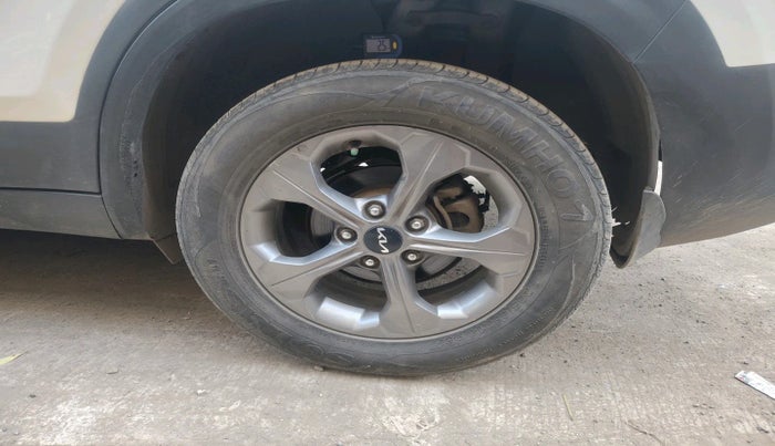 2022 KIA SELTOS HTK PLUS 1.5 IMT, Petrol, Manual, 70,911 km, tyre