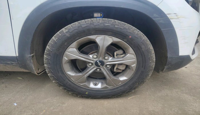 2022 KIA SELTOS HTK PLUS 1.5 IMT, Petrol, Manual, 70,911 km, tyre