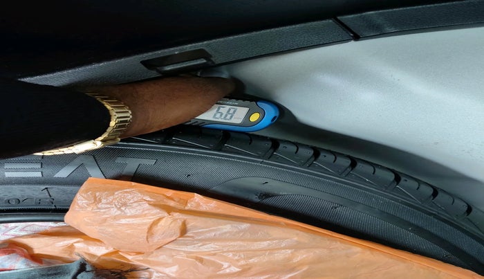 2022 Hyundai NEW I20 MAGNA 1.2 MT, Petrol, Manual, 5,262 km, tyre