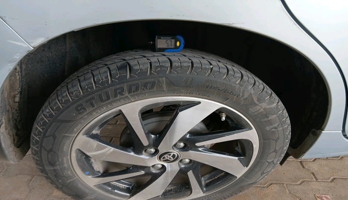 2024 Toyota Glanza V, Petrol, Manual, 1,17,912 km, tyre