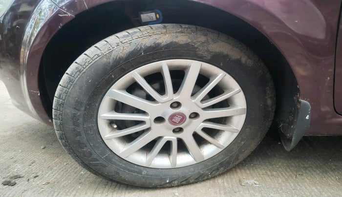 2013 Fiat Linea DYNAMIC 1.4 L T JET, Petrol, Manual, 1,05,002 km, tyre