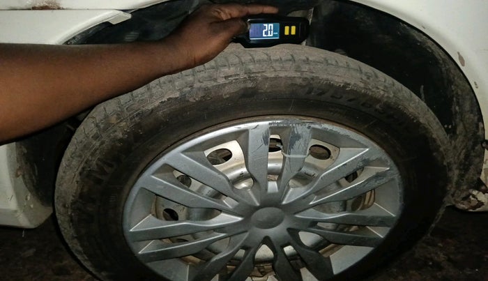 2012 Tata Indigo ECS LX TDI, Diesel, Manual, 1,44,783 km, tyre