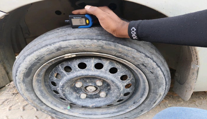 2016 Maruti Wagon R 1.0 VXI, Petrol, Manual, 84,008 km, tyre