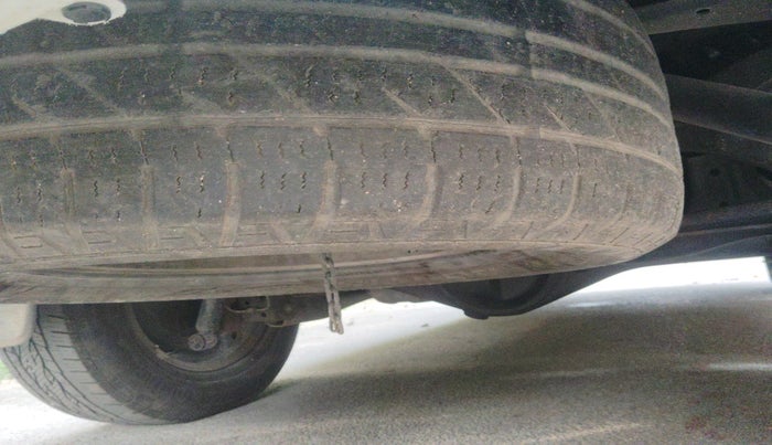 2015 Toyota Fortuner 3.0 4X2 AT, Diesel, Automatic, 1,99,254 km, tyre