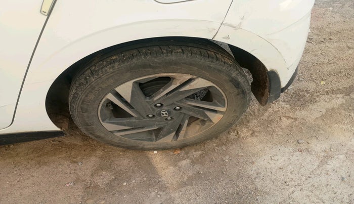 2022 Hyundai NEW I20 ASTA (O) 1.2 MT, Petrol, Manual, 33,378 km, tyre