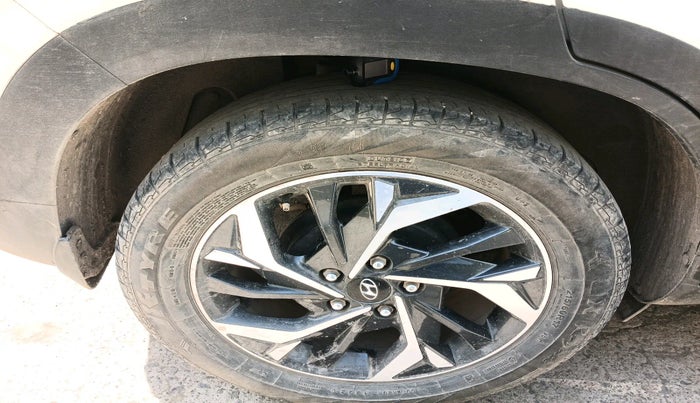 2021 Hyundai Creta E 1.5 DIESEL, Diesel, Manual, 1,30,570 km, tyre