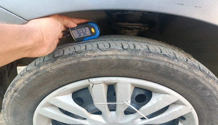 2013 Maruti Wagon R 1.0 VXI, Petrol, Manual, 70,724 km, tyre