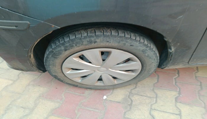 2016 Maruti Ertiga VDI SHVS, Diesel, Manual, 1,02,778 km, tyre