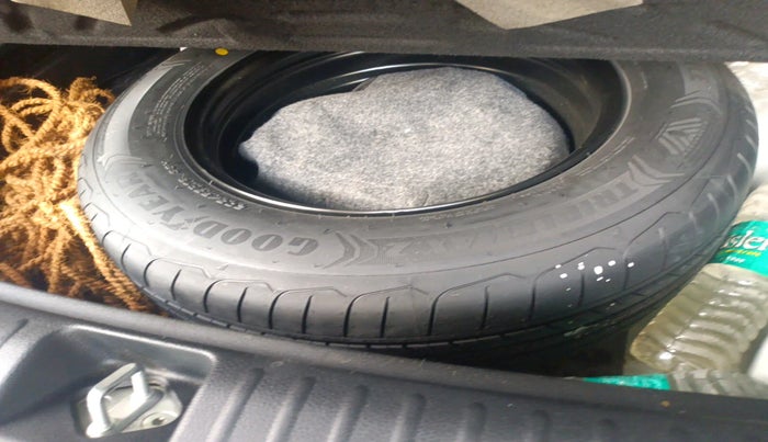 2024 KIA SELTOS HTX 1.5 Diesel MT, Diesel, Manual, 12,435 km, tyre