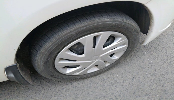 2011 Maruti Zen Estilo VXI, Petrol, Manual, 54,510 km, tyre