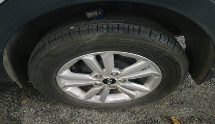 2016 Hyundai Creta SX PLUS 1.6 PETROL, Petrol, Manual, 55,693 km, tyre