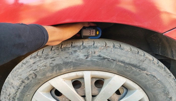 2013 Hyundai i10 MAGNA 1.1, Petrol, Manual, 82,412 km, tyre