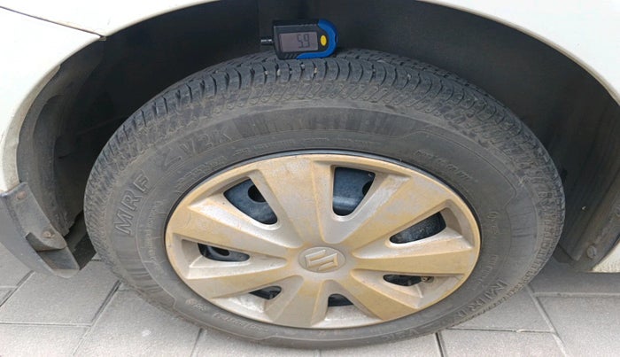 2011 Maruti Swift Dzire VXI, Petrol, Manual, 51,963 km, tyre