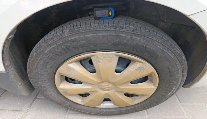 2011 Maruti Swift Dzire VXI, Petrol, Manual, 51,963 km, tyre