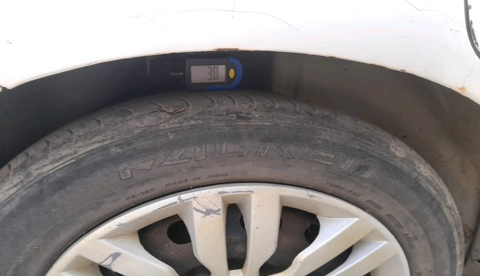 2010 Ford Figo TITANIUM 1.4 DIESEL, Diesel, Manual, 89,777 km, tyre