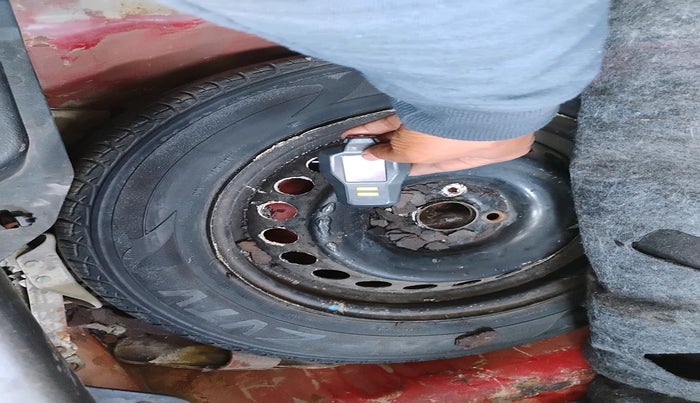 2017 Maruti Baleno DELTA DIESEL 1.3, Diesel, Manual, 1,75,000 km, tyre