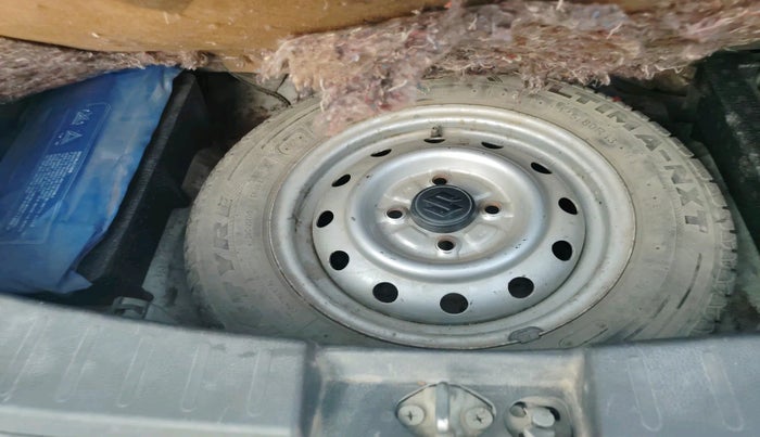 2011 Maruti Wagon R 1.0 LXI, Petrol, Manual, 60,663 km, tyre