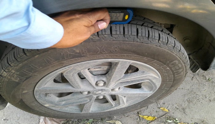 2020 Hyundai GRAND I10 NIOS SPORTZ 1.2 KAPPA VTVT CNG, Petrol, Manual, 1,20,477 km, tyre