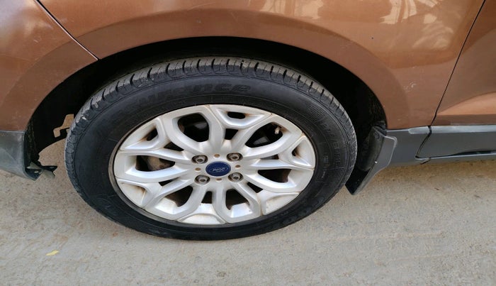 2015 Ford Ecosport TITANIUM 1.5L DIESEL, Diesel, Manual, 91,194 km, tyre