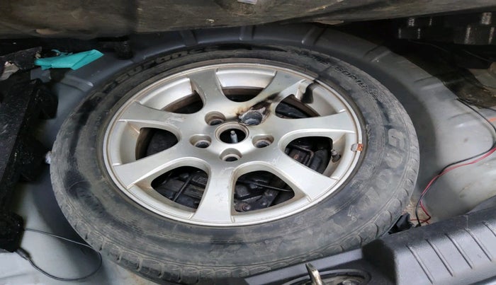 2013 Chevrolet Cruze LT, Diesel, Manual, 49,711 km, tyre