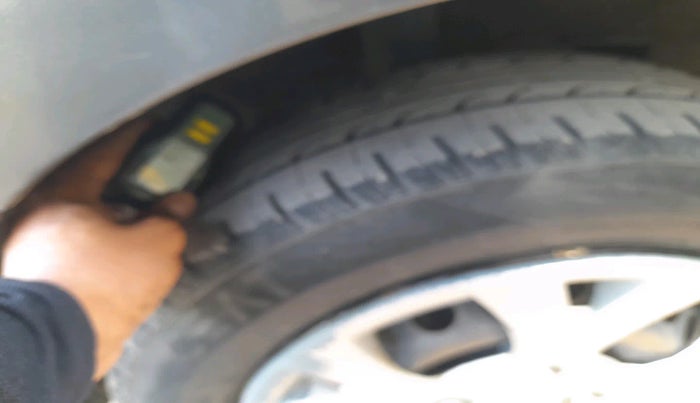 2018 Hyundai Grand i10 SPORTZ 1.2 KAPPA VTVT, Petrol, Manual, 81,897 km, tyre