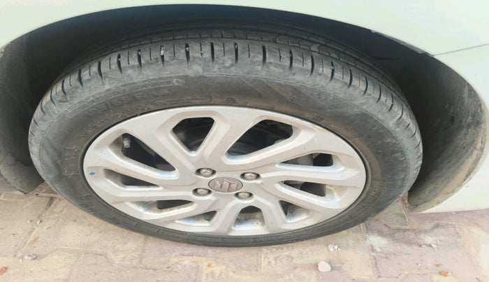 2023 Maruti Baleno  ZETA CNG 1.2L, Petrol, Manual, 66,619 km, tyre
