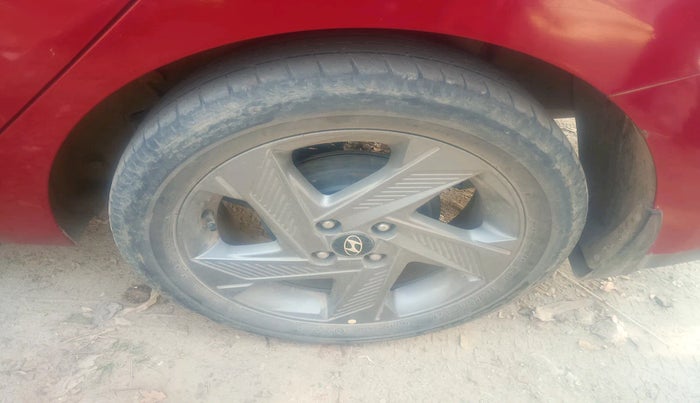 2020 Hyundai Verna SX 1.5 VTVT, Petrol, Manual, 59,690 km, tyre