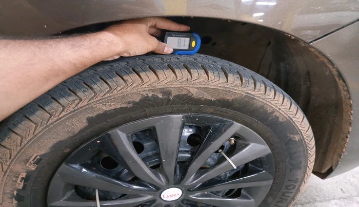 2015 Maruti Wagon R 1.0 VXI, Petrol, Manual, 69,495 km, tyre