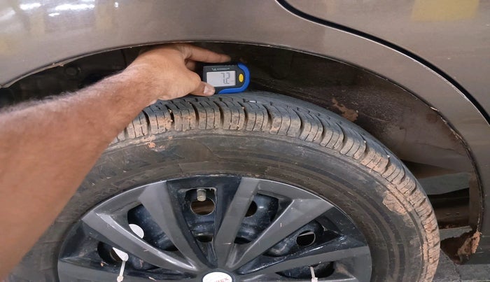 2015 Maruti Wagon R 1.0 VXI, Petrol, Manual, 69,495 km, tyre