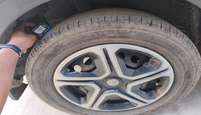 2019 Tata NEXON XM DIESEL, Diesel, Manual, 1,23,834 km, tyre