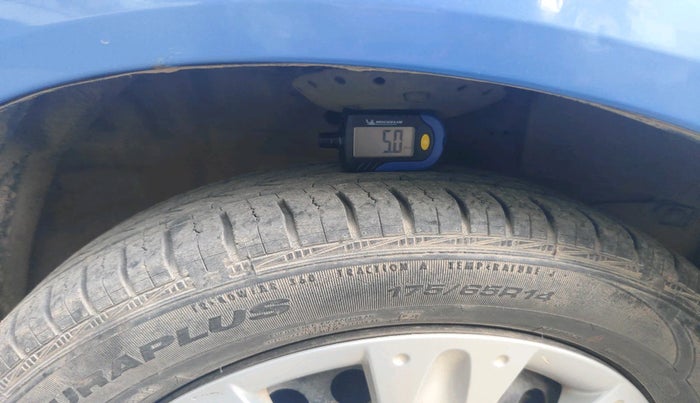 2012 Honda Brio S MT, Petrol, Manual, 35,025 km, tyre