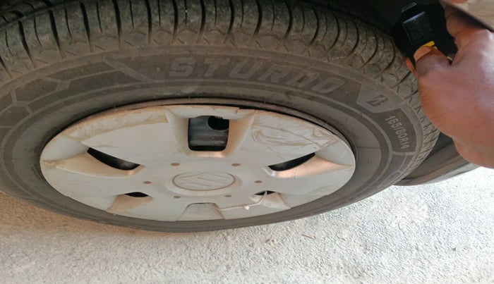 2010 Maruti Ritz VXI, Petrol, Manual, 81,539 km, tyre