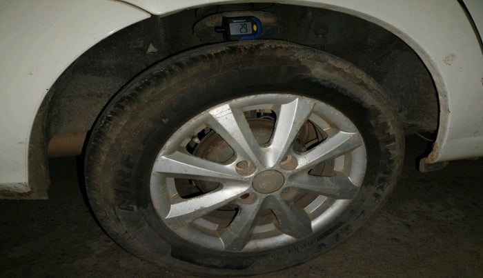 2011 Tata Indigo ECS VX CR4, Diesel, Manual, 67,598 km, tyre