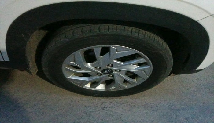 2021 Hyundai Creta SX 1.5 DIESEL, Diesel, Manual, 82,145 km, tyre