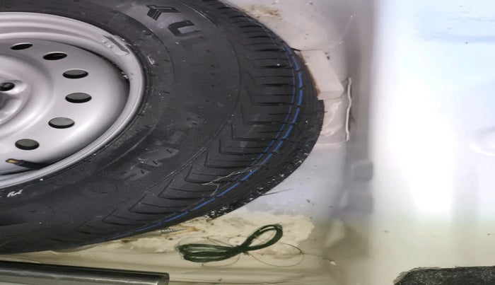 2020 Maruti New Wagon-R LXI 1.0, Petrol, Manual, 29,088 km, tyre